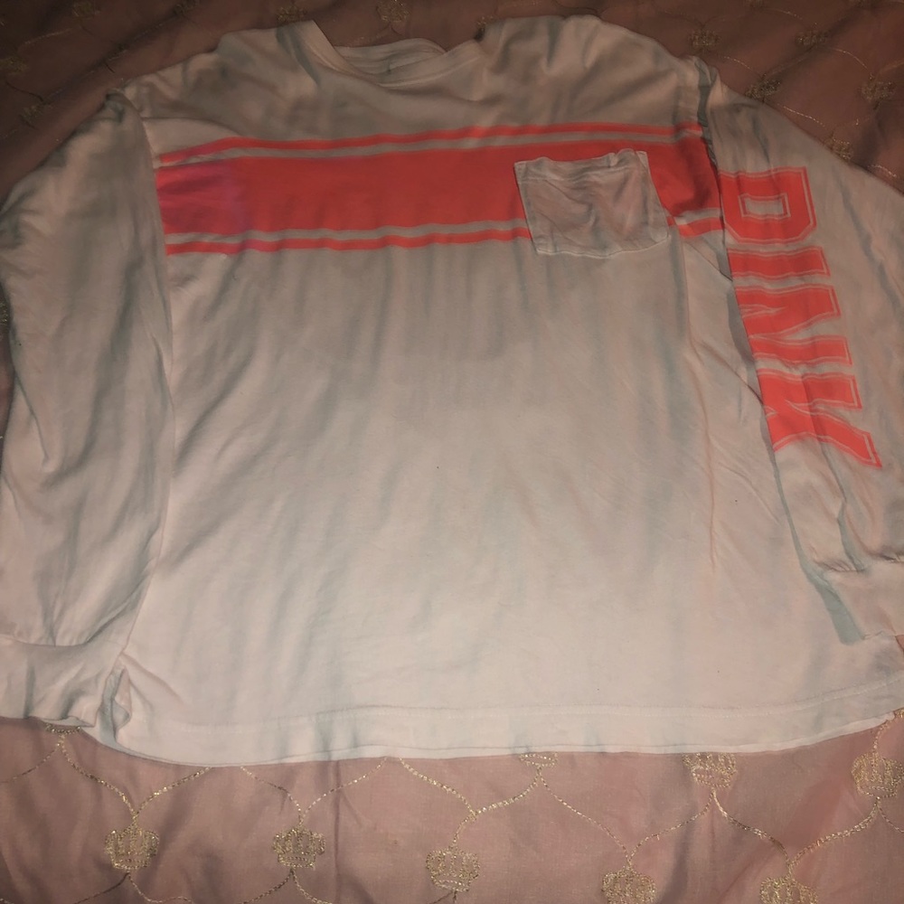 VS pink long sleeve tee
